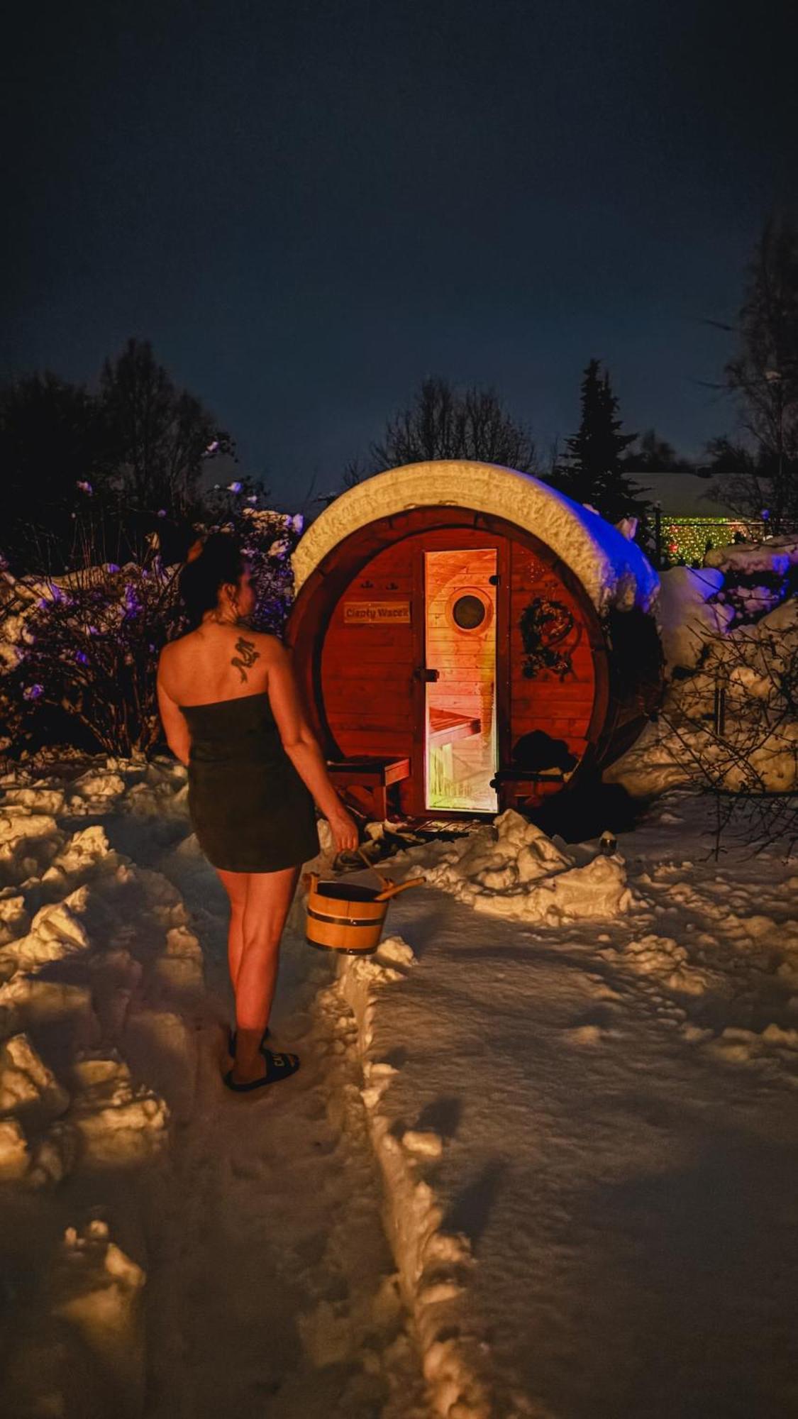 Rajska Cisza - Caloroczny Prywatny Domek W Lesie Nad Jeziorem - Sauna I Balia Кронг Екстериор снимка